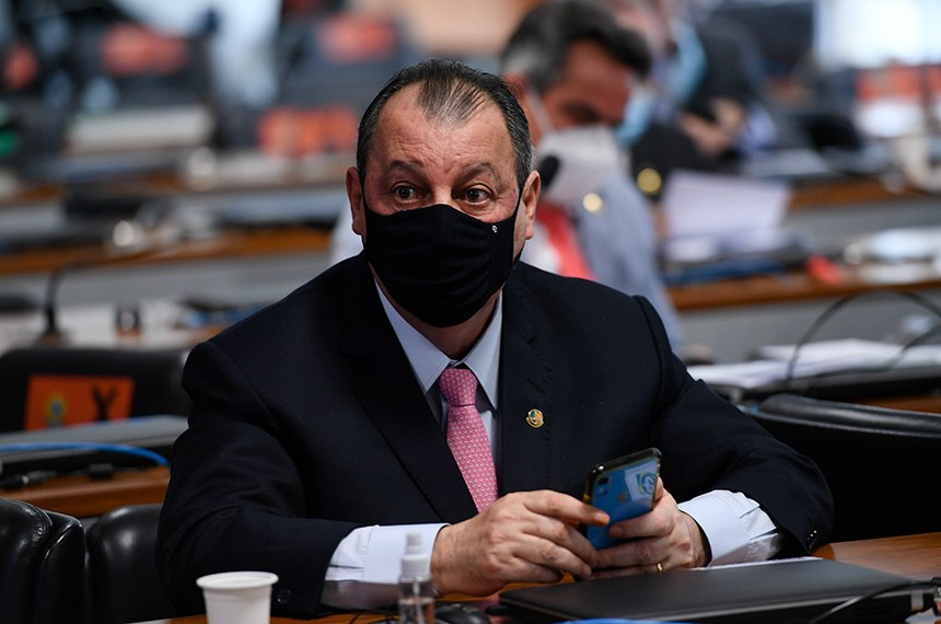 CPI DA COVID | Omar Aziz é eleito presidente e Renan Calheiros é confirmado como relator