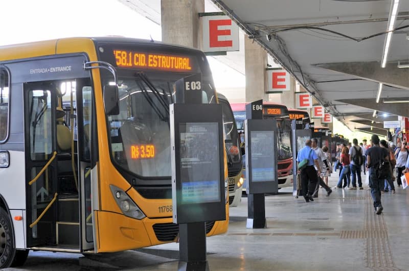 GREVE DO METRÔ-DF | GDF adota plano emergencial e linhas de ônibus terão reforço nos horários de pico