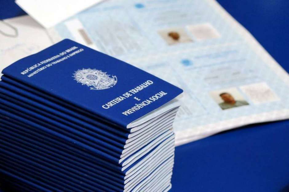 NO 1º TRIMESTRE | Taxa de desemprego bate recorde e atinge 14,7%