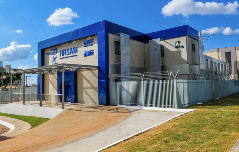 REFORÇO PARA A SAÚDE | Ibaneis inaugura hospital acoplado de Samambaia e diz que quer construir mais dois