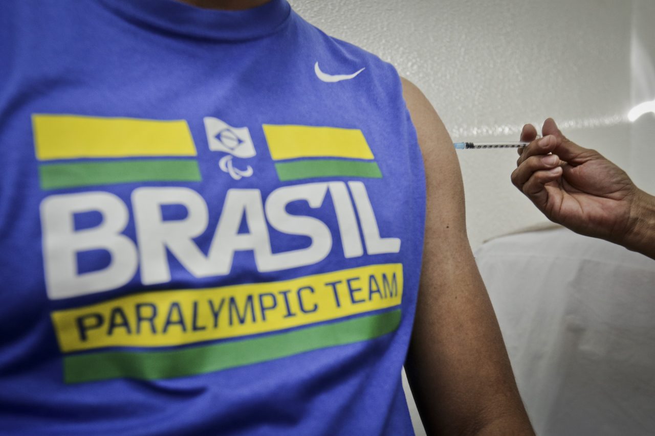 IMUNIZADOS PARA VENCER | Atletas e paratletas brasilienses que irão representar o Brasil nas Olimpíadas de Tóquio são vacinados contra Covid-19