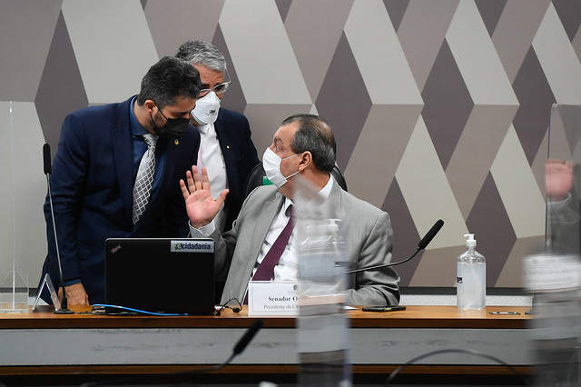 CPI DA COVID | Senadores querem incluir Bolsonaro no rol de investigados