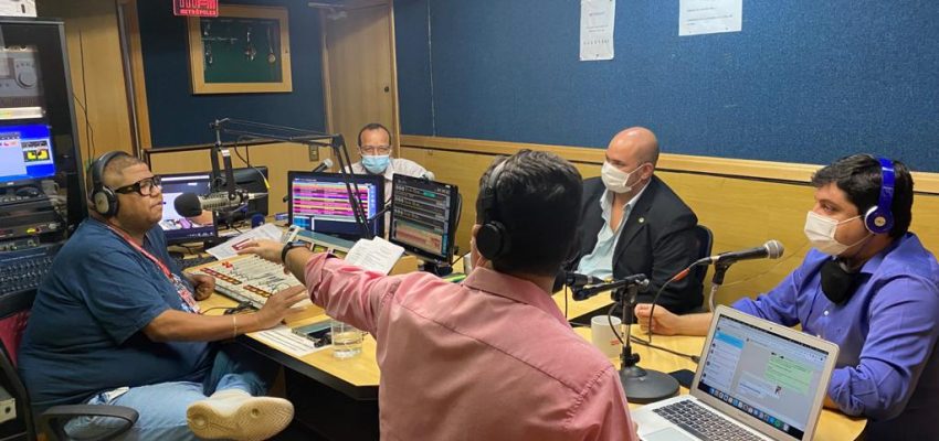 conectado ao poder rádio metrópoles