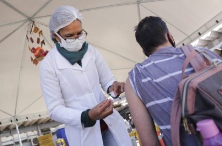 VACINAÇÃO NO DF | Mais de 138 mil pessoas foram imunizadas no DF durante mutirão de fim de semana realizado pelo governo Ibaneis