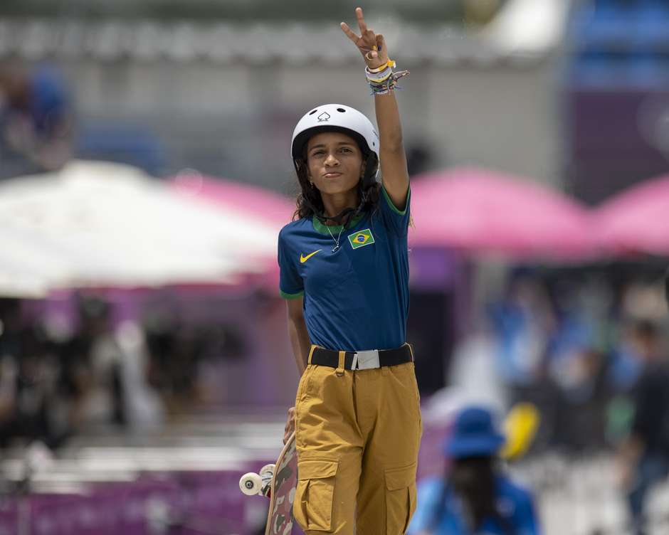 JOGOS DE TÓQUIO | Rayssa Leal conquista medalha de prata aos 13 anos na estreia do Skate nas Olimpíadas
