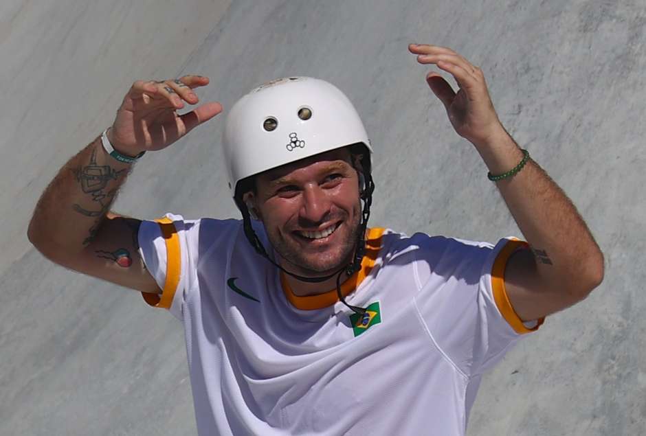 JOGOS DE TÓQUIO | Pedro Barros ganha medalha de prata no skate park