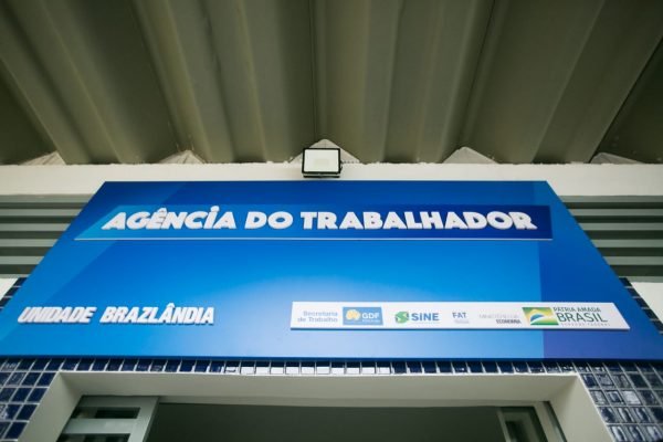 AGÊNCIAS DO TRABALHADOR | Mais de 330 oportunidades de emprego são oferecidas nesta segunda (2)