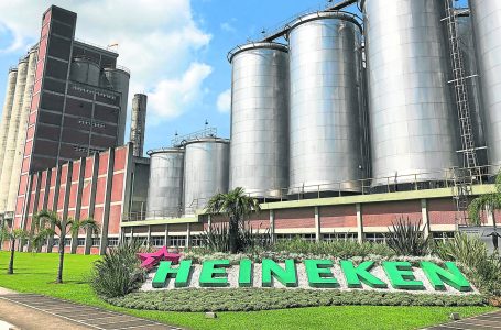 À PROCURA DE NOVOS TALENTOS | Heineken abre inscrições para programa de trainee no Brasil e oferece salário de R$ 7.800