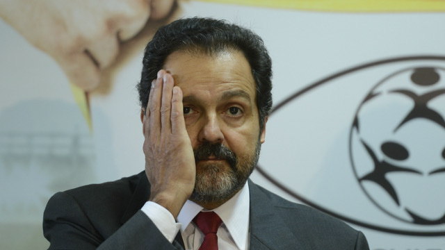 ELEIÇÕES 2022 | Agnelo Queiroz ensaia retorno para a política