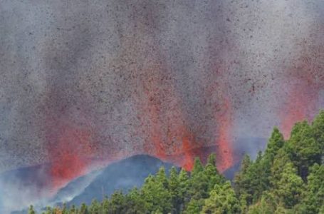 APÓS 50 ANOS | Vulcão nas Ilhas Canárias entra em erupção
