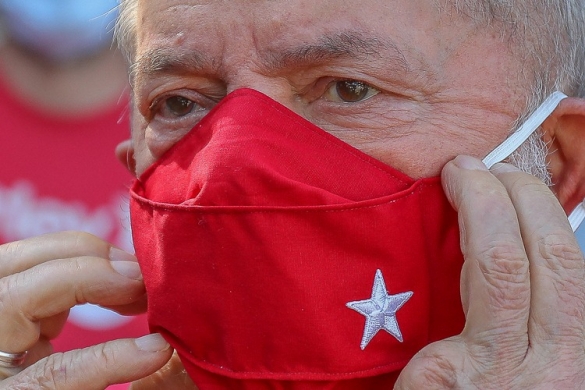 ELEIÇÕES 2022 | Pesquisa aponta que Lula amplia vantagem sobre Bolsonaro na corrida presidencial