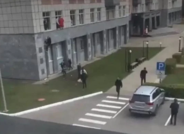 ATAQUE EM UNIVERSIDADE | Estudante de 18 anos mata seis pessoas na Rússia