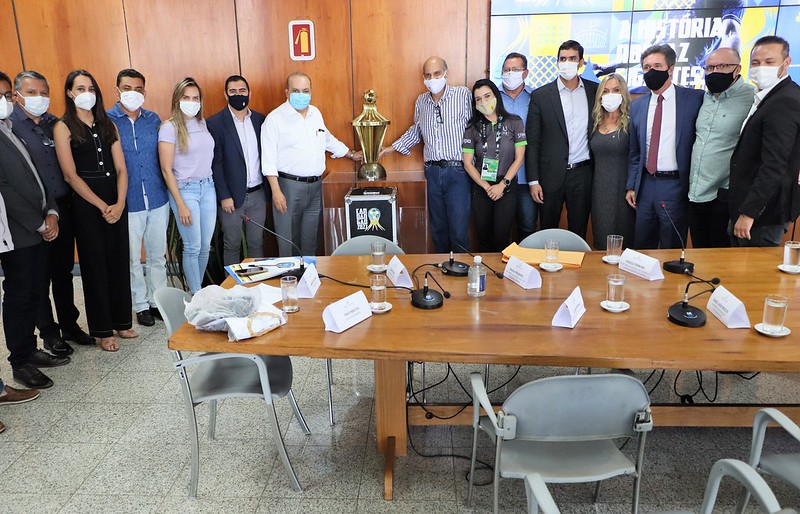 CANDANGÃO 2022 | Ibaneis garante apoio do GDF para a realização do campeonato local