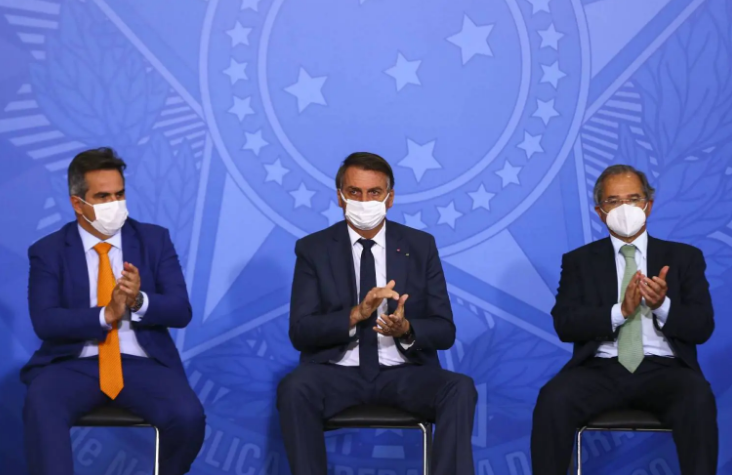 NA MÃO DO CENTRÃO | Bolsonaro reduz poder de Guedes sobre o orçamento e empodera Ciro Nogueira