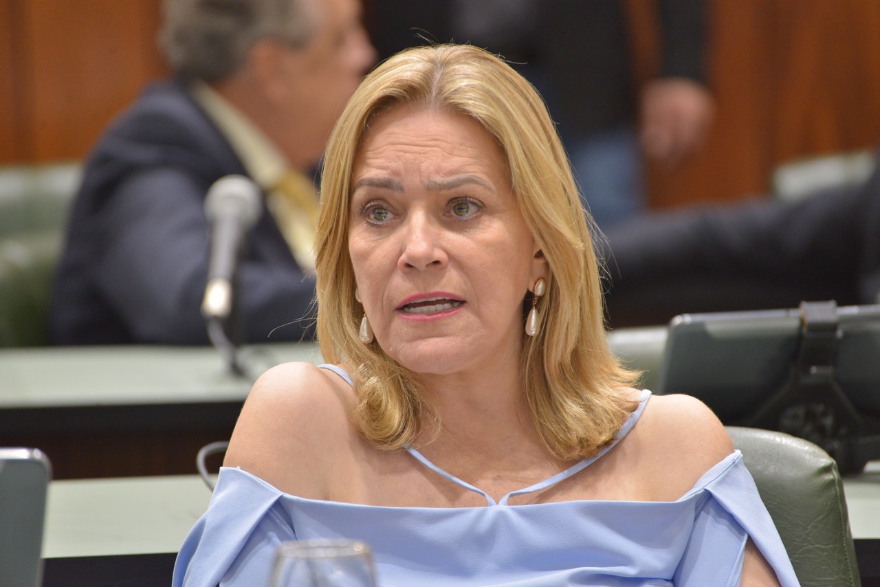 QUE VERGONHA | Lêda Borges torra quase R$ 80 mil do dinheiro do povo goiano nos últimos meses de 2021 com combustível, alimentação, consultoria e publicidade