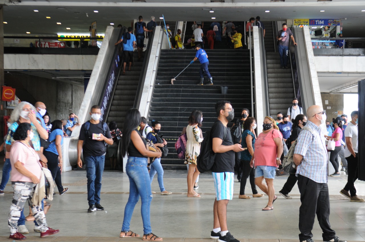 DE VOLTA AO NORMAL | Ibaneis anuncia o fim da obrigatoriedade do uso de máscaras no DF