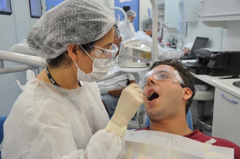 SESC + SERVIÇOS | Projeto inicia mapeamento para realizar consultas médicas e exames gratuitos na Feira do Produtor de Ceilândia