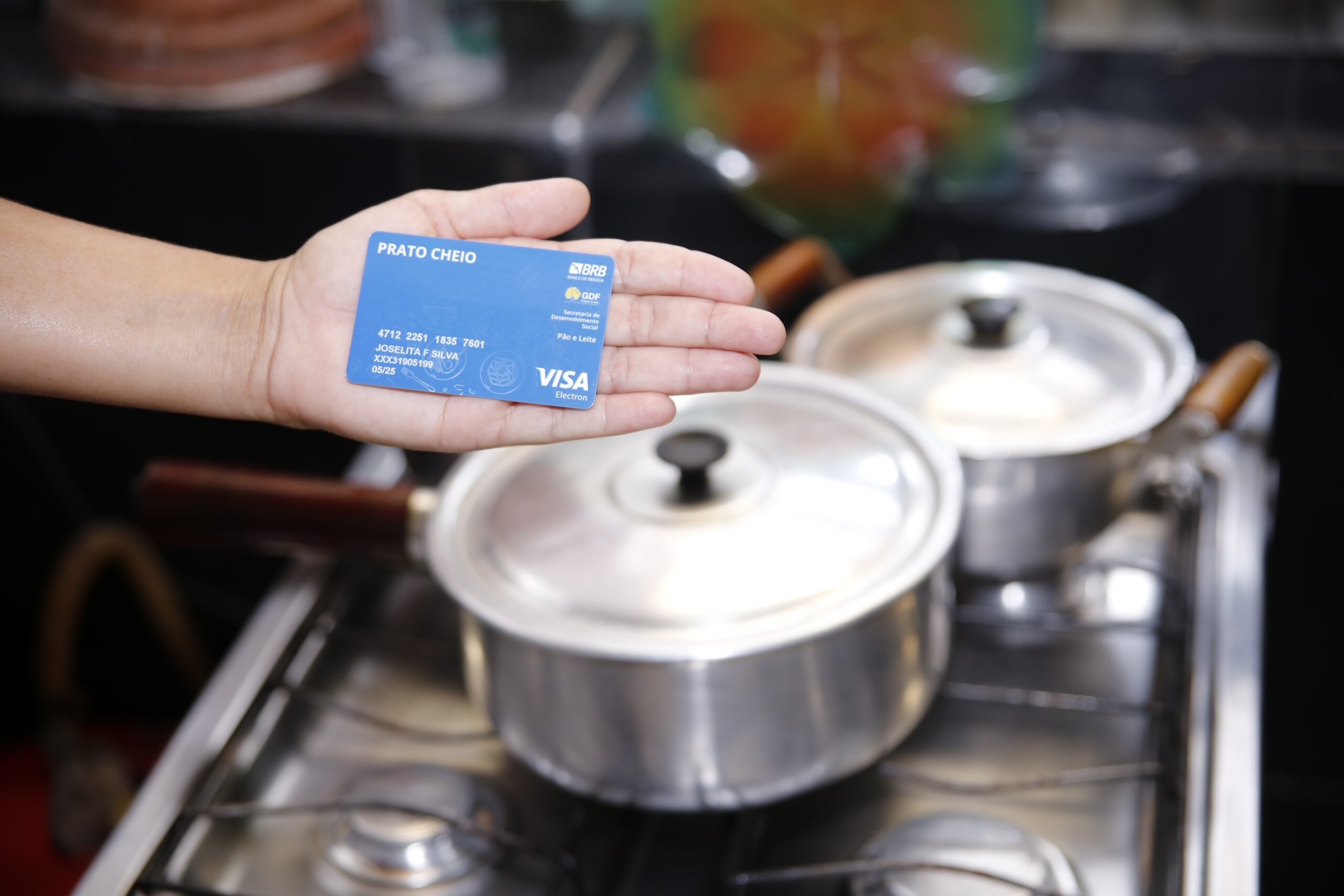 PRATO CHEIO | Devido aos efeitos da crise econômica da pandemia, GDF amplia duração do programa para nove meses