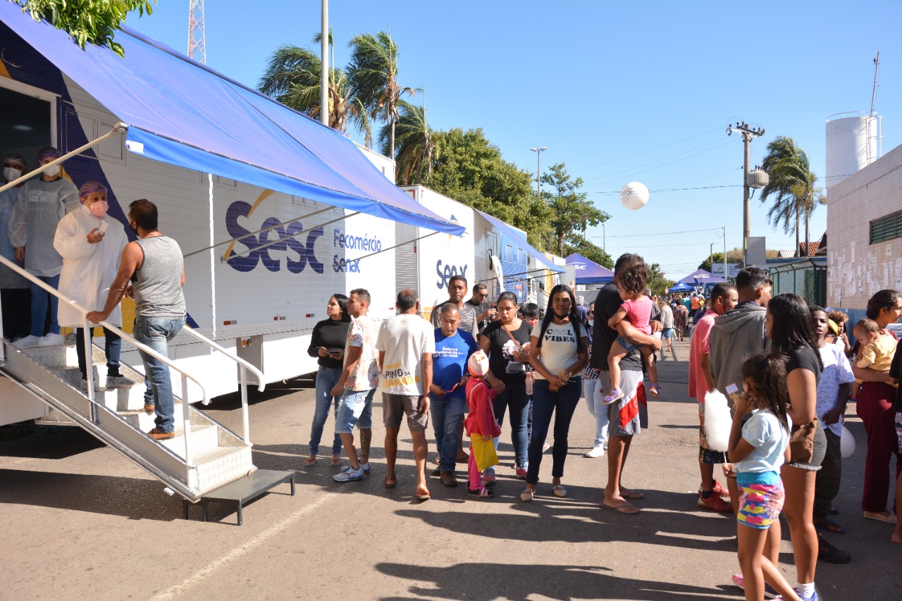 COM RECORDE DE PÚBLICO | Projeto Sistema Fecomércio Perto de Você atendeu mais de 5 mil pessoas em Santa Maria