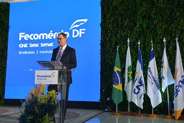 SISTEMA FECOMÉRCIO-DF | José Aparecido e diretores são empossados em cerimônia prestigiada por políticos, autoridades e representantes do setor produtivo