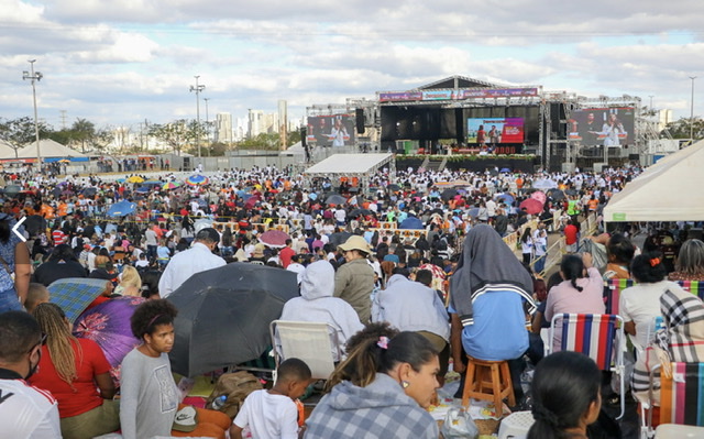 DEPOIS DE 2 ANOS | Fiéis voltam a celebrar a festa de Pentecostes no Taguaparque