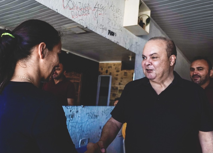 ELEIÇÕES 2022 | Ibaneis visita Sol Nascente e Ceilândia e ouve demandas da população