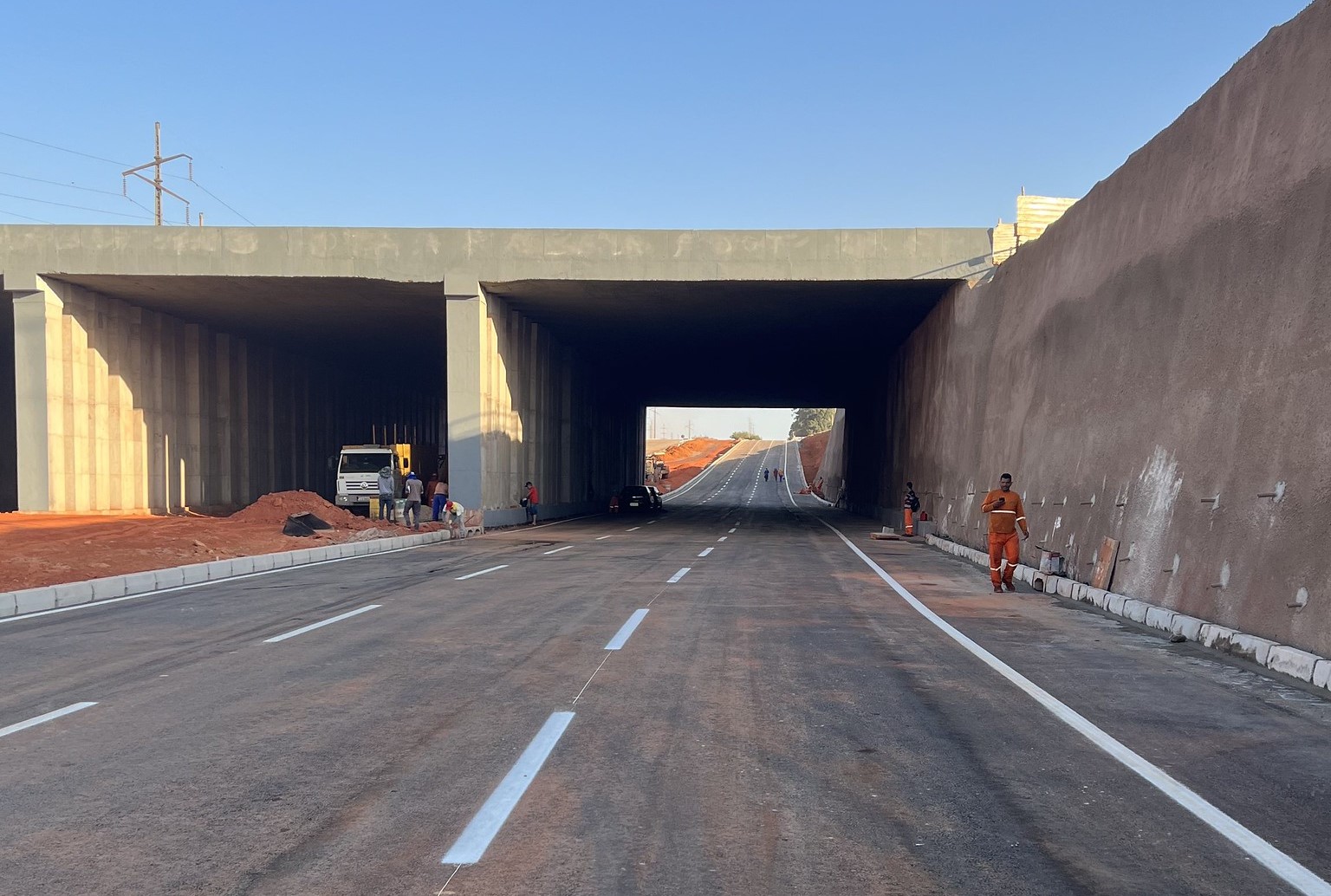 PRIMEIRA ETAPA | Viaduto do Recanto-Riacho II terá pista liberada na quarta (31)