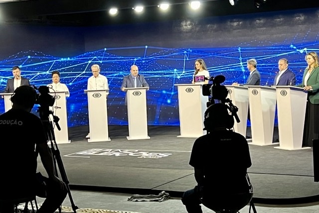 ELEIÇÕES 2022 | Debate da Band mostrou um Ibaneis pronto para encarar a disputa contra adversários despreparados