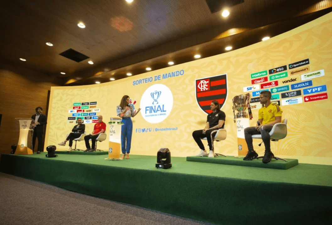 COPA DO BRASIL | CBF realiza sorteio do mando de campo e divulga datas da decisão entre Corinthians e Flamengo
