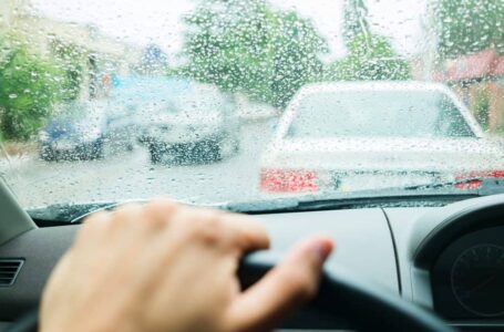 RISCOS DE ACIDENTES | Detran-DF divulga vídeo com dicas e cuidados para dirigir sob chuva