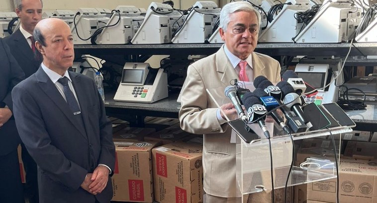 ELEIÇÕES 2022 | Justiça Eleitoral do DF começa a preparar as urnas para o 1º turno