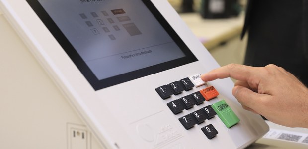 ELEIÇÕES 2022 | Justiça Eleitoral alerta que quem não votou no 1º turno pode e deve votar no dia 30 de outubro