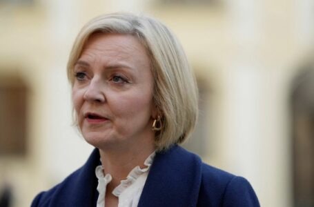 APÓS 45 DIAS NO CARGO | Liz Truss renuncia ao cargo de primeira-ministra do Reino Unido