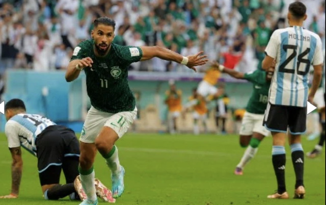 COPA DO CATAR | Argentina toma virada da Arábia Saudita e perde na estreia
