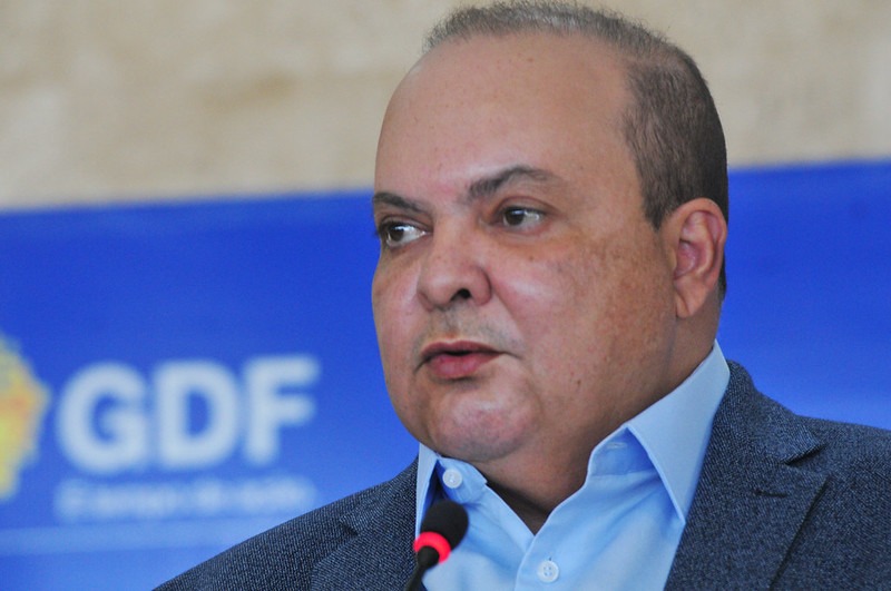 Foto do governador Ibaneis Rocha