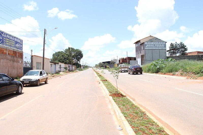 ÁGUAS LINDAS DE GOIÁS | Prefeitura entrega benfeitorias para população do bairro Sol Nascente