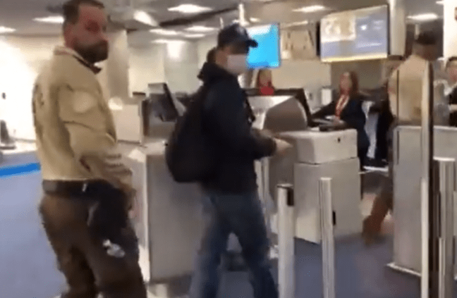 JÁ ESTÁ PRESO | Anderson Torres chegou a Brasília neste sábado (14) e foi detido pela PF