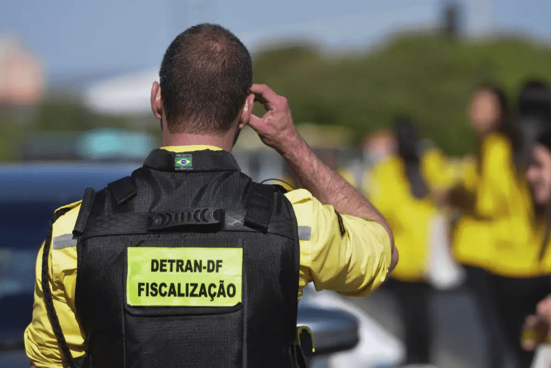 SEGURANÇA NO TRÂNSITO | Com o retorno dos estudantes para as escolas, Detran-DF intensifica ações da campanha Volta às Aulas