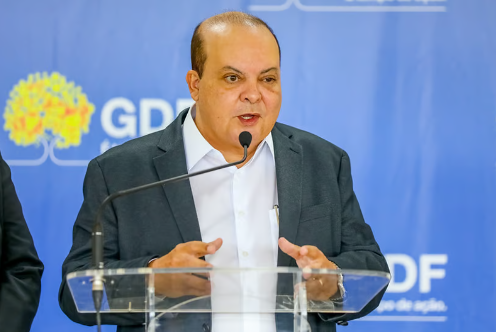 OPERAÇÃO CONJUNTA | Ibaneis solicita auxílio às forças federais para restabelecer a ordem na Esplanada dos Ministérios