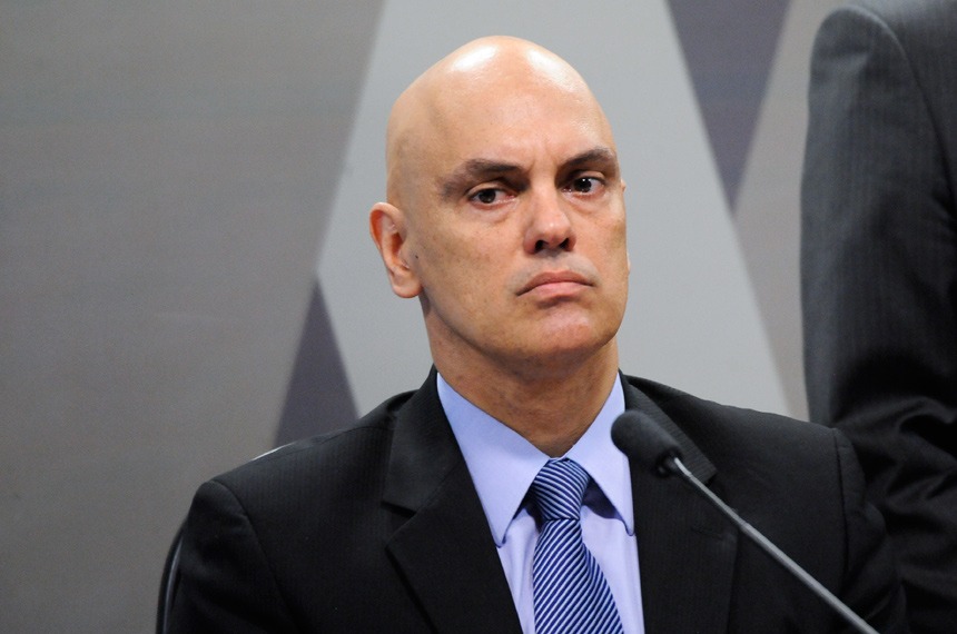 PRESSÃO NO MUNDO JURÍDICO | Afastamento de Ibaneis Rocha, por decisão de Alexandre de Moraes, segue sendo contestado por juristas e advogados