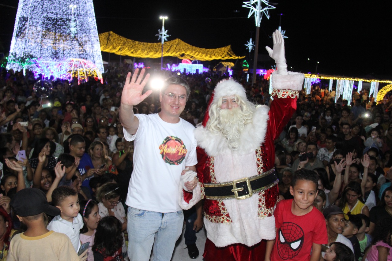 NATAL LUZ E PRÊMIOS | Projeto da prefeitura de Águas Lindas que envolveu o comércio e moradores sorteou mais de R$ 250 mil em prêmios e um carro zero-quilômetro