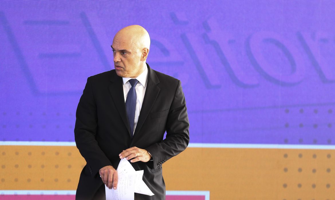 SUPOSTO ATAQUE DE HACKERS | Sistema do CNJ emite ordem de prisão falsa contra Alexandre de Moraes; PF investiga o caso