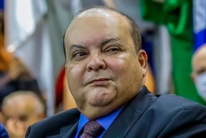 #VOLTAIBANEIS | Perícia da PF em celular de governador afastado confirma que ele não tem culpa no cartório