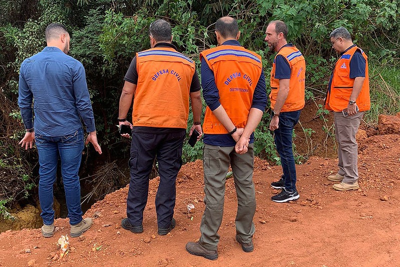 TEMPORAL EM BRAZLÂNDIA | GDF recupera vias urbanas e rurais da cidade após fortes chuvas