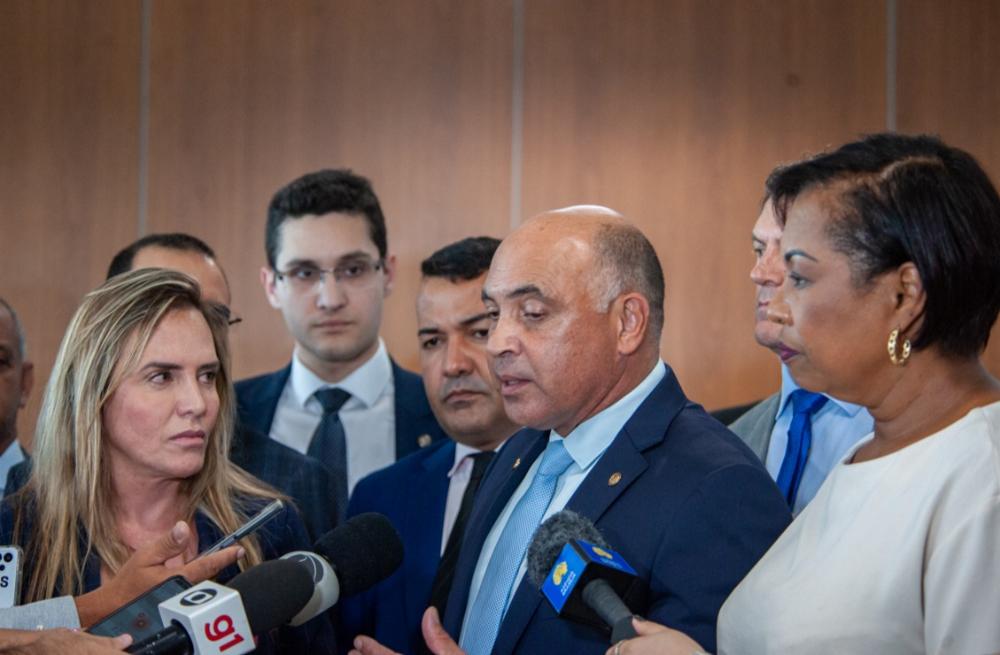 Foto da governadora em exercício na CLDF