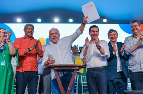MINHA CASA, MINHA VIDA | Lula entrega 684 unidades habitacionais na Bahia e relança programa habitacional que foi a marca de seus governos