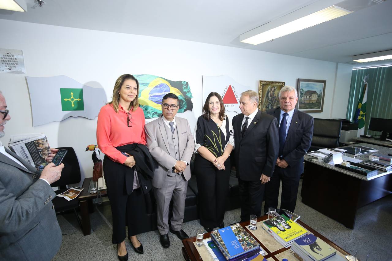 #VOLTAIBANEIS | Bancada do DF divulga nota enviada ao ministro Alexandre de Moraes pedindo o retorno do emedebista ao GDF