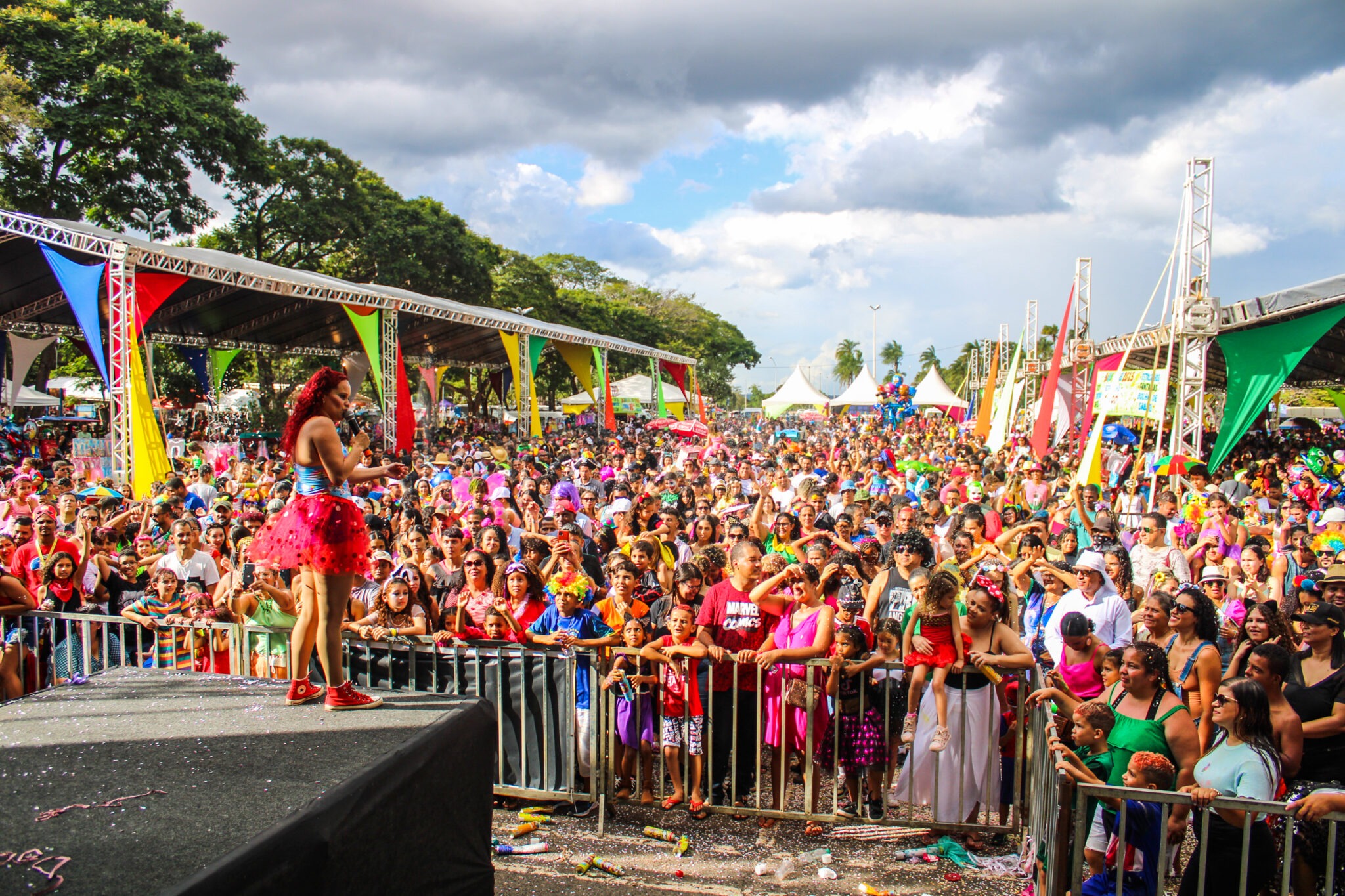 BLOCO INFANTIL TRADICIONAL | Baratinha garante a folia para mais de 50 mil pessoas no Parque da Cidade