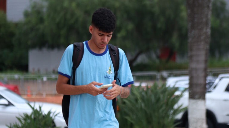 NOVOS UNIFORMES | Escolas da rede pública do DF vão receber as primeiras entregas ainda em fevereiro