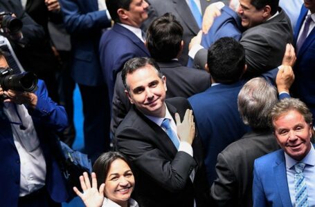 CONTINUA NO COMANDO | Rodrigo Pacheco (PSD-MG) é reeleito presidente do Senado